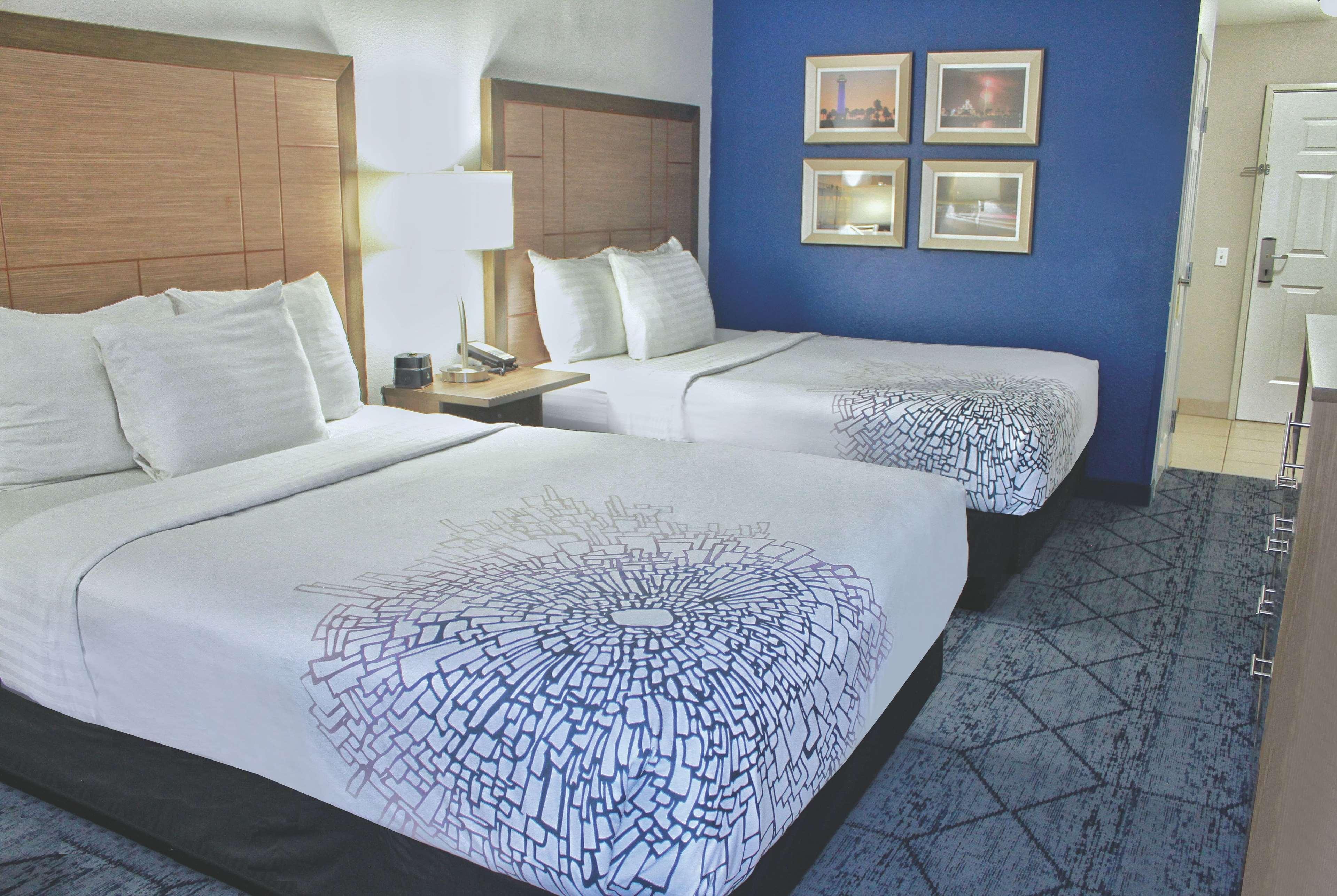 La Quinta By Wyndham Ne Long Beach/Cypress Hawaiian Gardens Exteriér fotografie