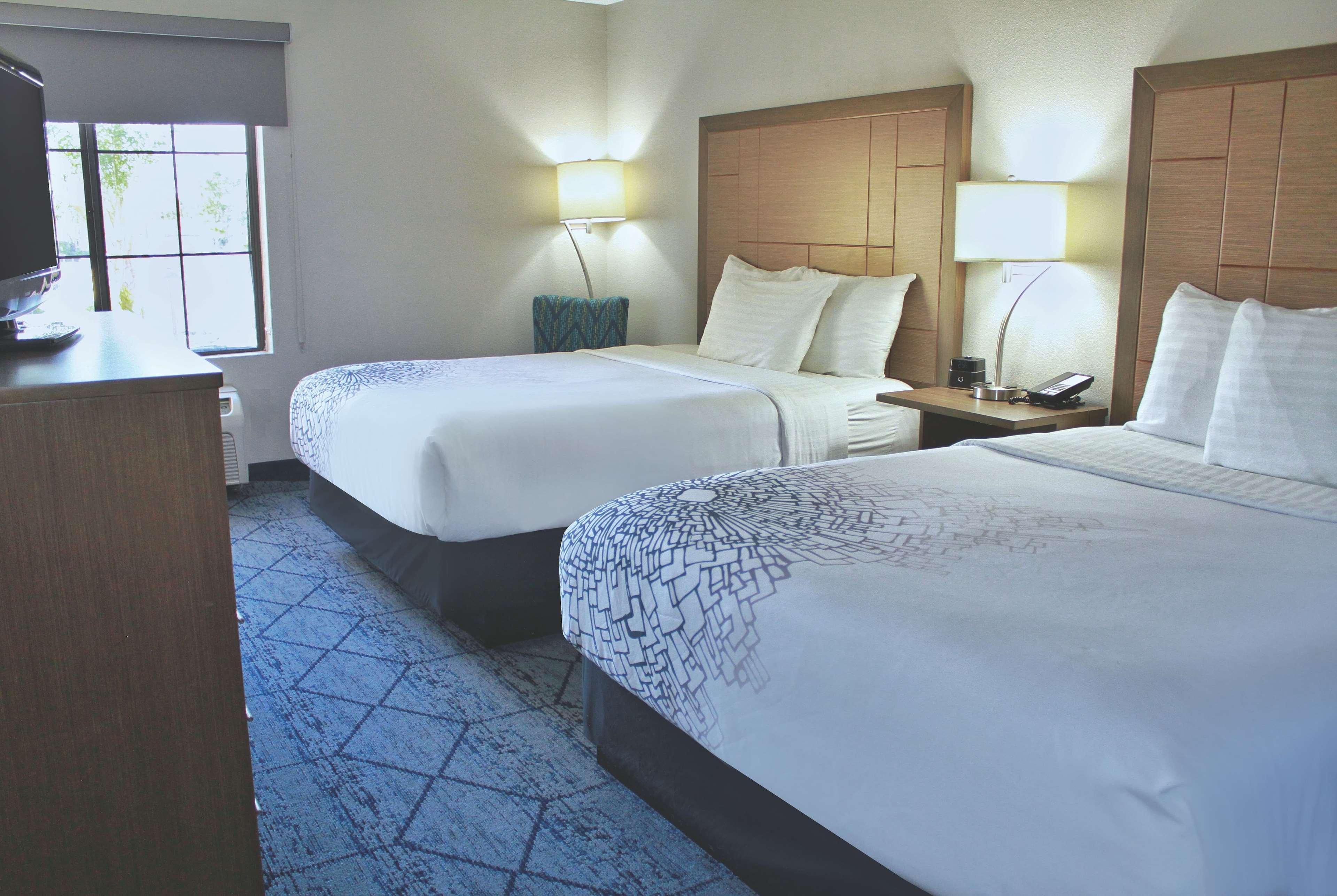 La Quinta By Wyndham Ne Long Beach/Cypress Hawaiian Gardens Exteriér fotografie