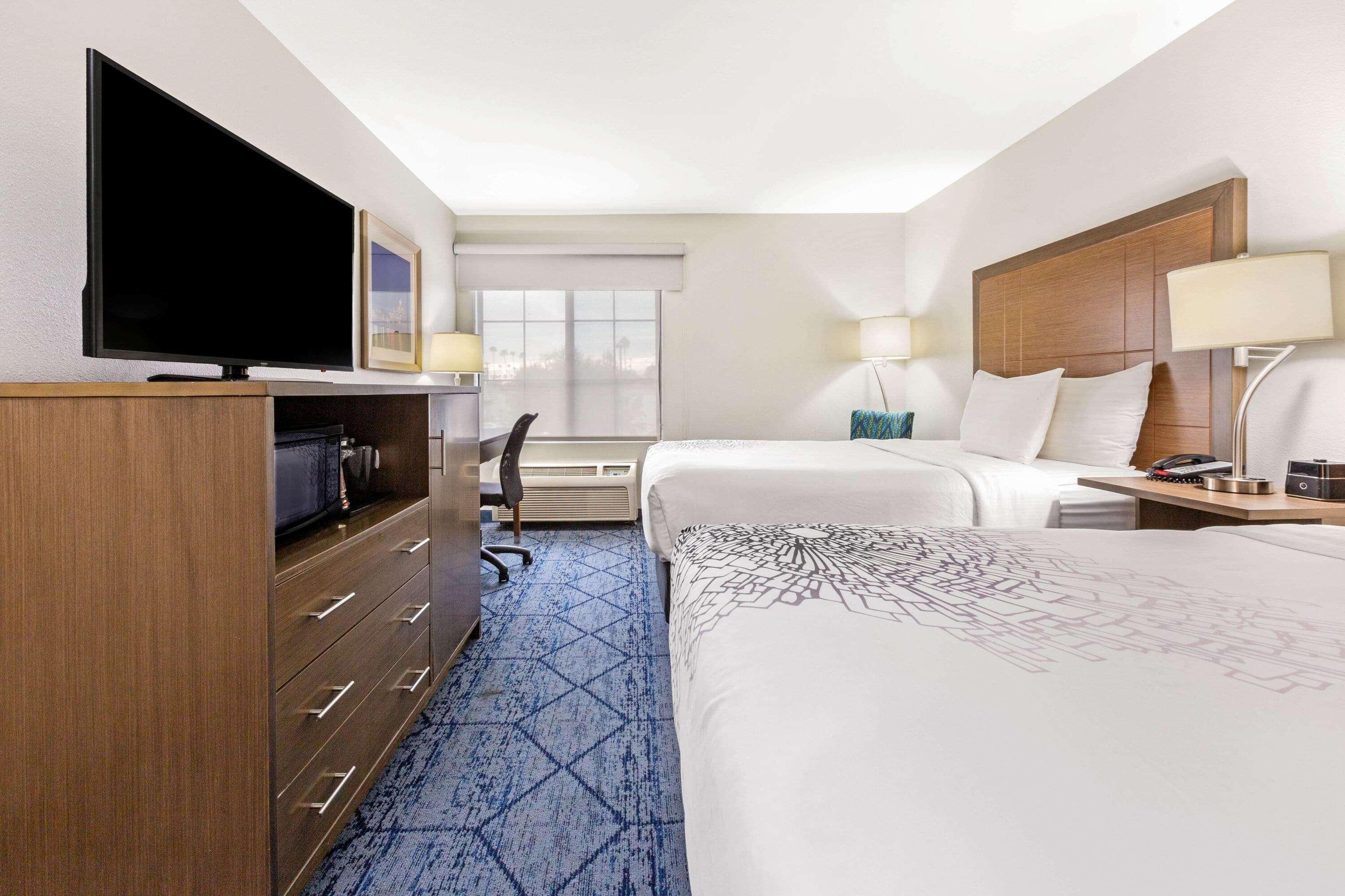 La Quinta By Wyndham Ne Long Beach/Cypress Hawaiian Gardens Exteriér fotografie