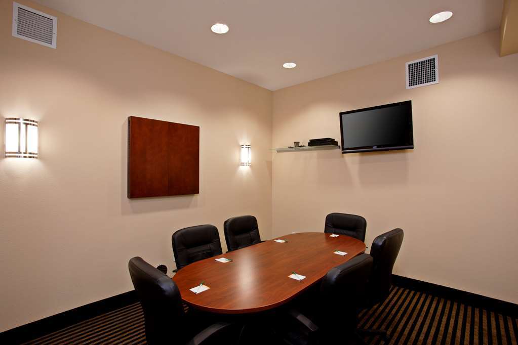La Quinta By Wyndham Ne Long Beach/Cypress Hawaiian Gardens Zařízení fotografie